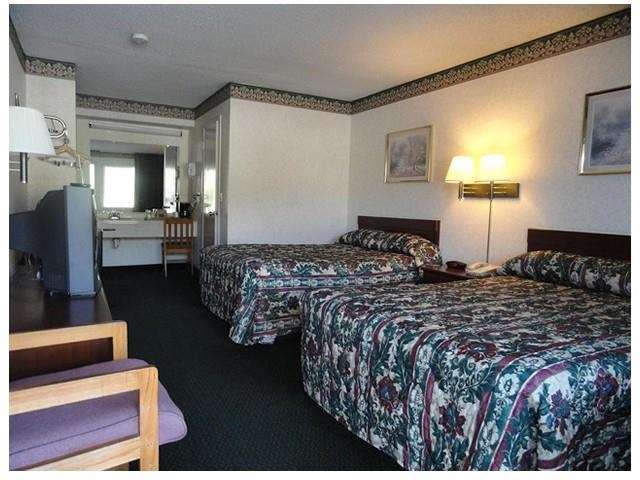 Scottish Inns And Suites Dayton Номер фото